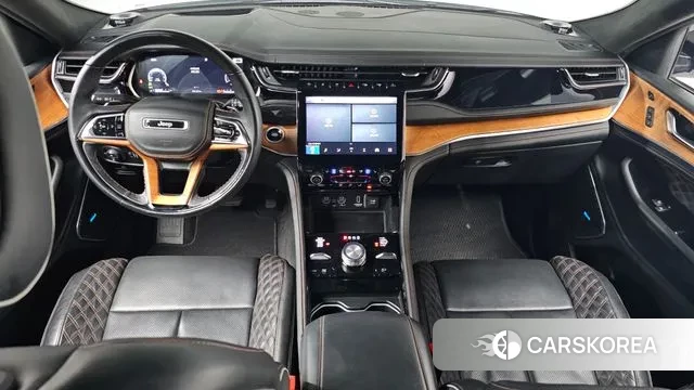 Jeep Grand Cherokee (WL) id 3110232 из Кореи 16