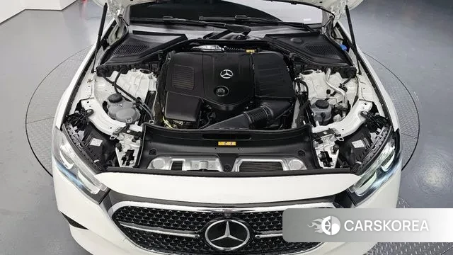 Mercedes-Benz E-Class W214 id 3619870 из Кореи 16