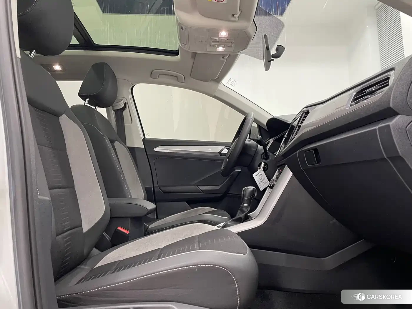 Volkswagen T-ROC exploring Songs id 4553658 из Китая 14