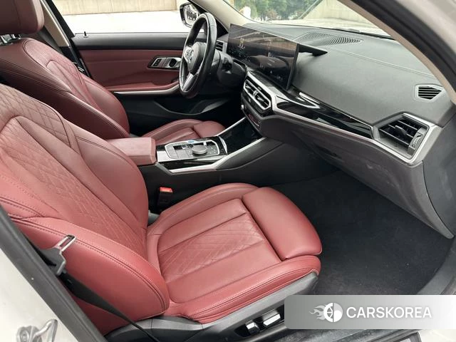 BMW i3 id 4353119 из Китая 25