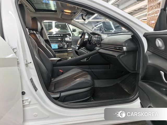 Hyundai Elantra id 4278367 из Китая 7