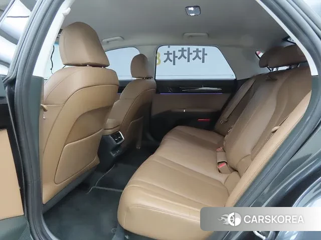 Hyundai Grandeur (GN7) id 3675369 из Кореи 16