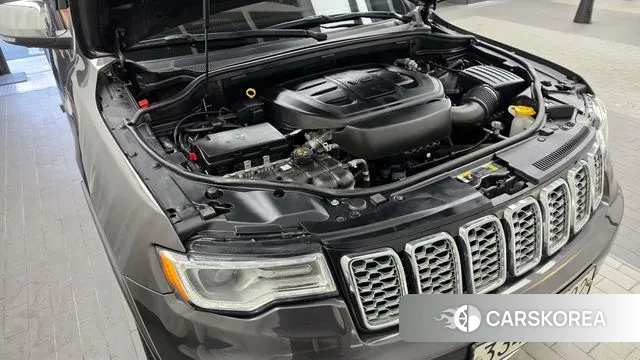 Jeep Grand Cherokee id 3551328 из Кореи 16