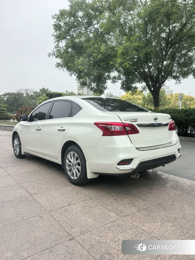 Nissan Xuan Yi 2024 Белый из Китая, фото 6