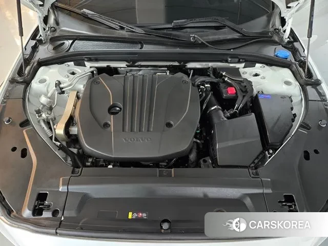 Volvo V90 Cross-Country id 3629076 из Кореи 15