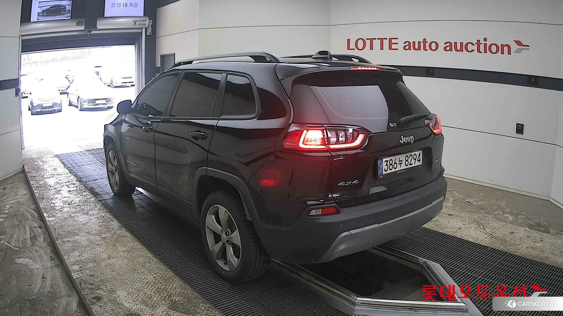 Jeep Straw Cherokee 2.4 AWD id 3875654 из Кореи 33