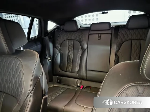 BMW X6 (G06) 2025 Цвет тростника из Кореи, фото 6