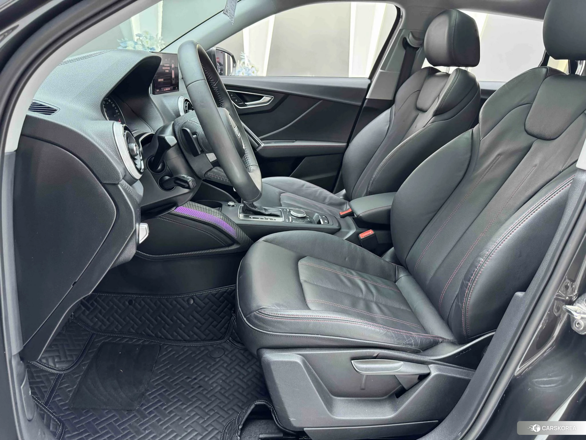 Audi Q2L id 4453771 из Китая 14