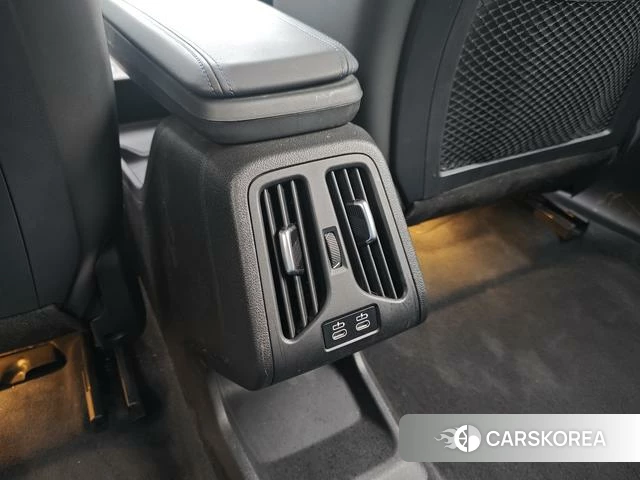BMW iX1 id 4264036 из Китая 22