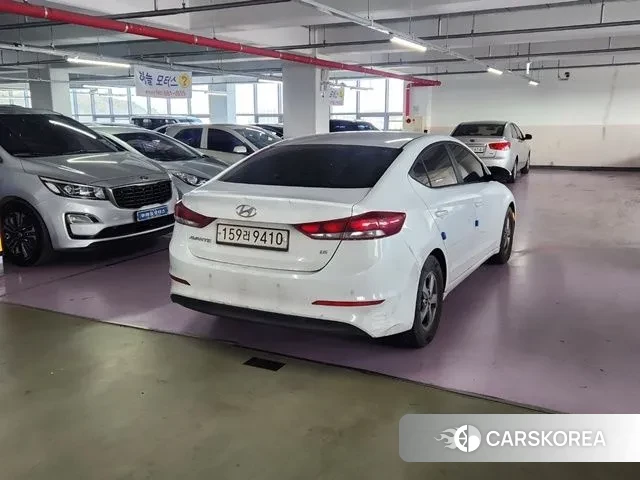 Hyundai Avante AD id 3500085 из Кореи 8