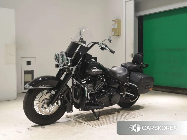 Harley-Davidson Softail Heritage Classic FLHC1750 2018 из Японии, фото 4