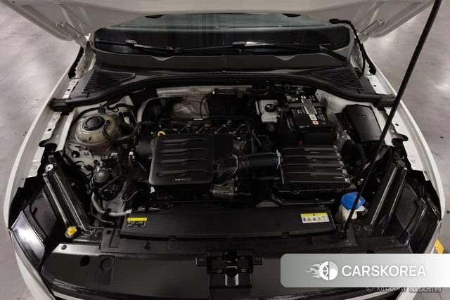 Volkswagen Bora id 4297654 из Китая 20