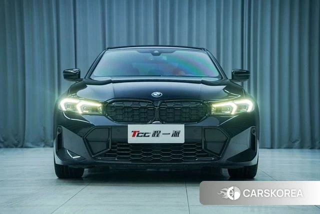 BMW 3 series 2023 Черный из Китая, фото 6