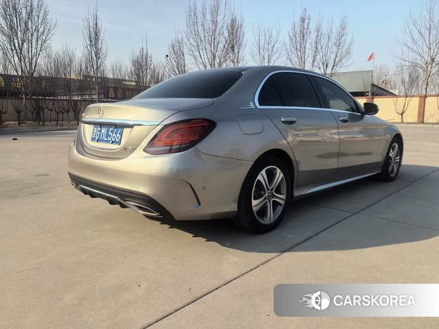 Mercedes-Benz Class C id 4212198 из Китая 17