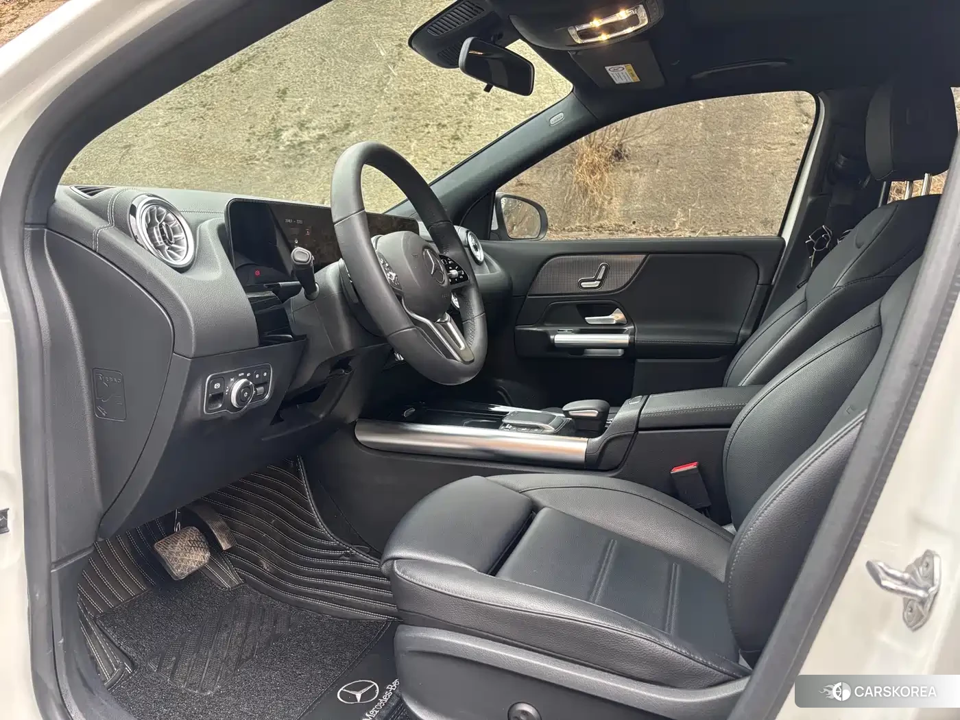 Mercedes-Benz GLA 2023 Белый из Китая, фото 6