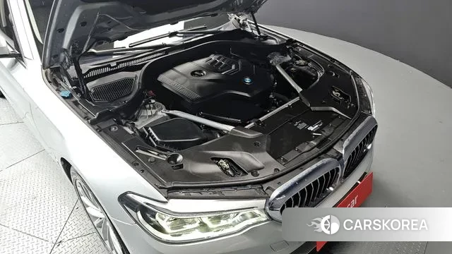 BMW 5 Series (G30) id 3474170 из Кореи 16