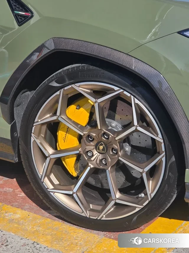 Lamborghini Urus id 3705707 из Кореи 8