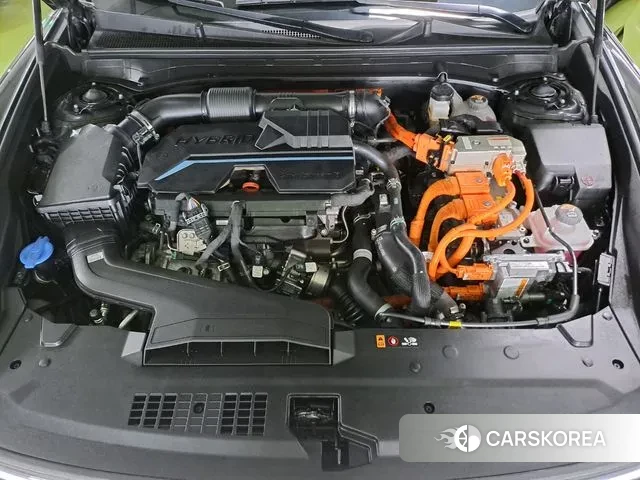 Hyundai Grandeur Hybrid (GN7) id 2889340 из Кореи 16