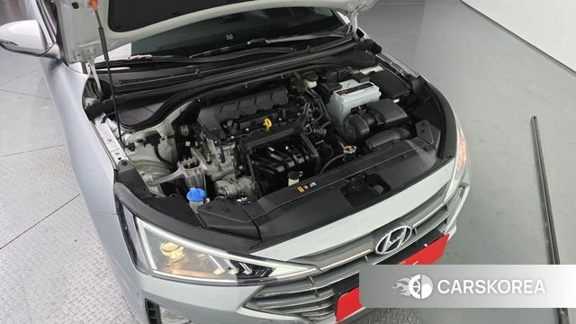 Hyundai The New Avante AD id 3942425 из Кореи 16