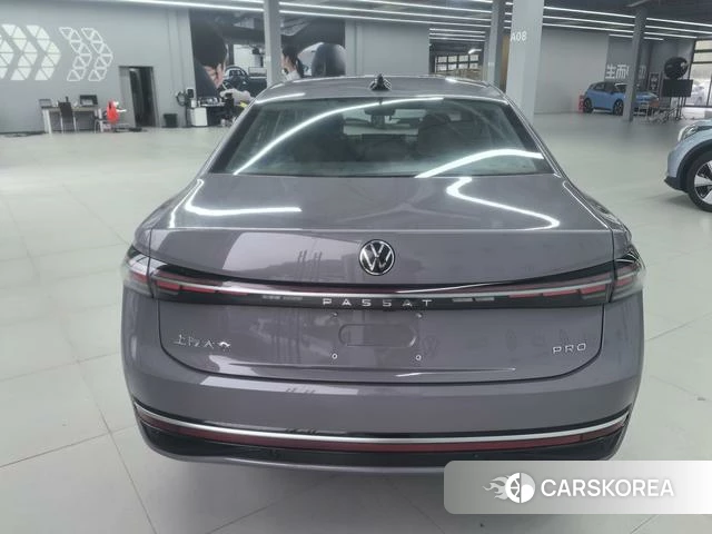 Volkswagen Passat id 4258319 из Китая 13