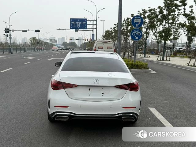 Mercedes-Benz Class C 2023 Белый из Китая, фото 6