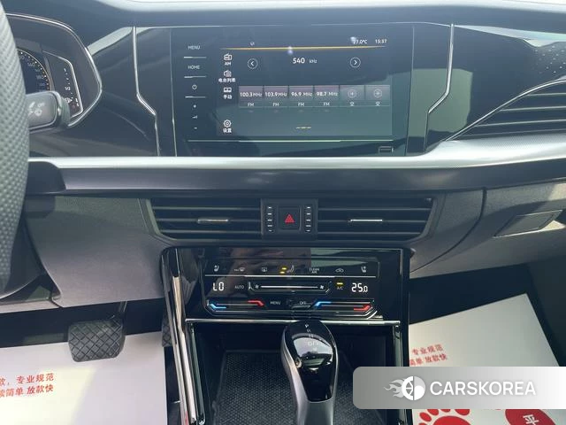Volkswagen Passat id 4259797 из Китая 24