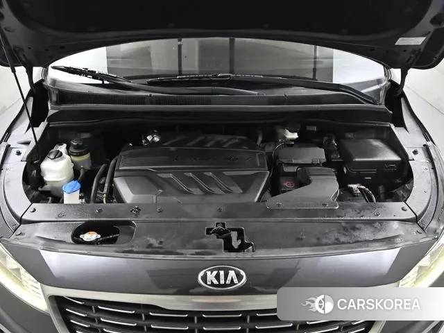 Kia The New Carnival id 3325163 из Кореи 16