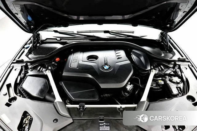 BMW 5 Series (G30) id 4294956 из Кореи 16