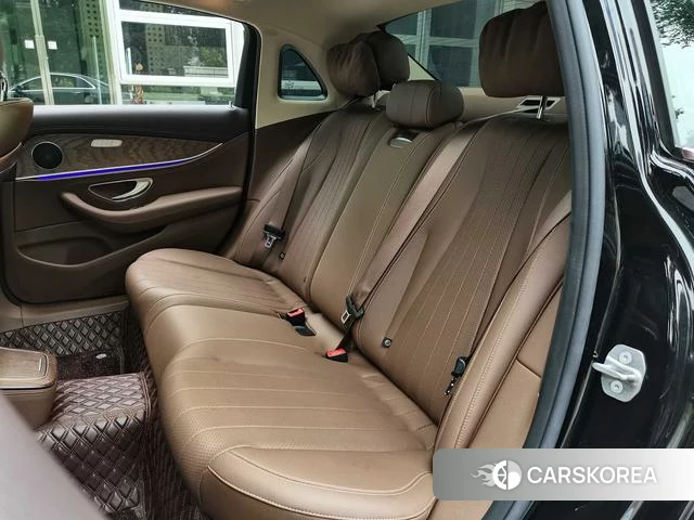 Mercedes-Benz E-class id 4313726 из Китая 13