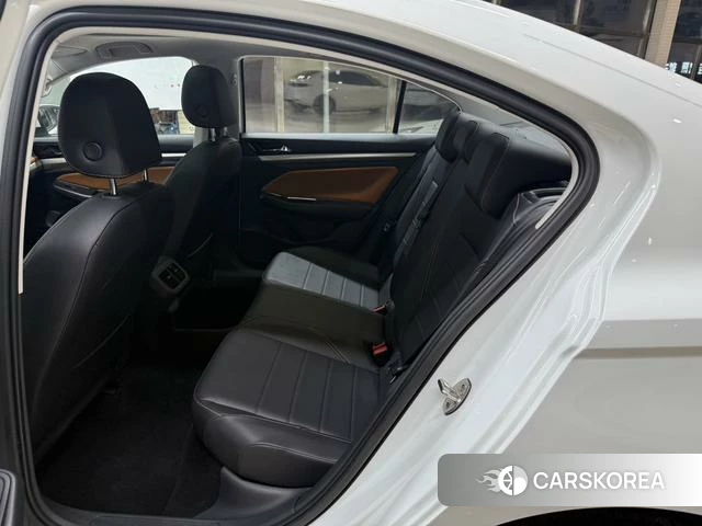 Volkswagen Bora id 4256297 из Китая 20