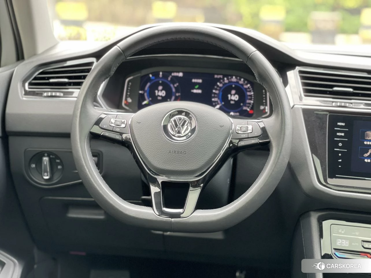 Volkswagen Tiguan L PHEV id 4485493 из Китая 36