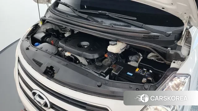 Hyundai The New Grand Starex id 3345459 из Кореи 16