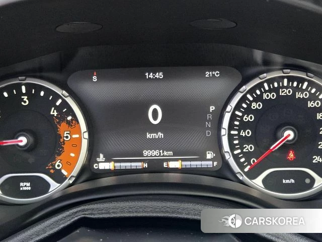 Jeep Renegade id 3899910 из Кореи 16