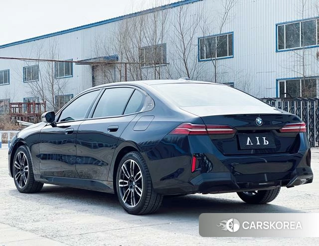 BMW 5 series id 4257488 из Китая 19