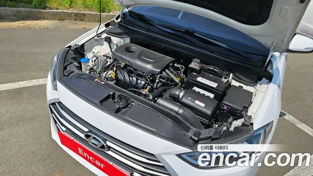 Hyundai Avante AD id 2675794 из Кореи 16