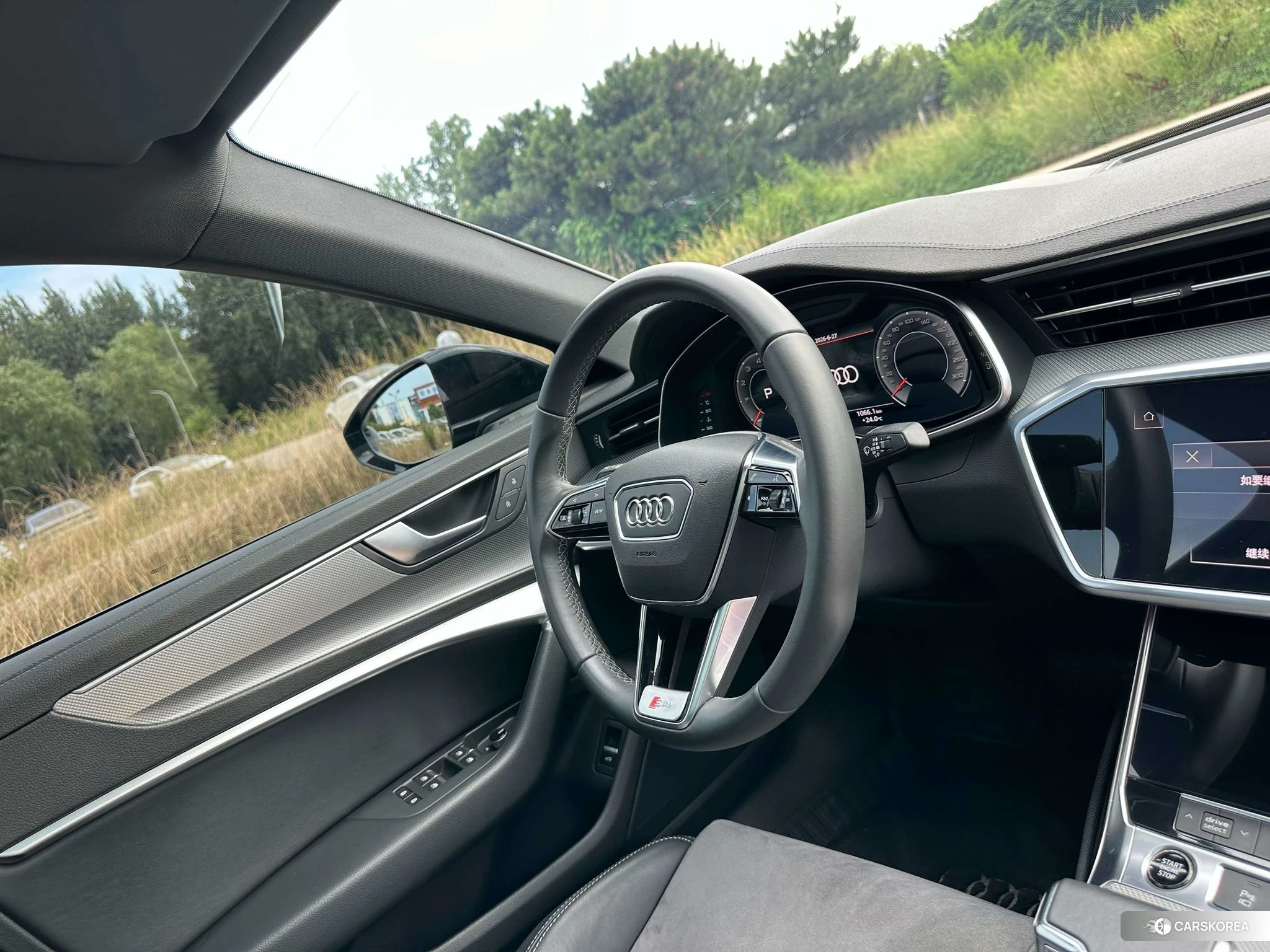 Audi A6L id 4513676 из Китая 24