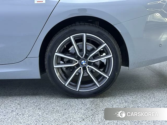 BMW 3 series id 4313984 из Китая 16