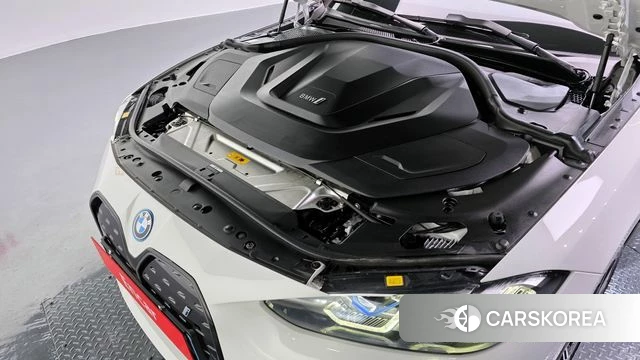 BMW i4 id 4223284 из Кореи 31