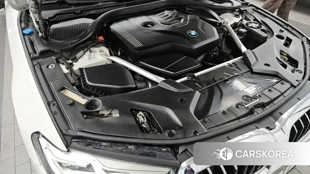 BMW 5 Series (G30) id 3407286 из Кореи 16