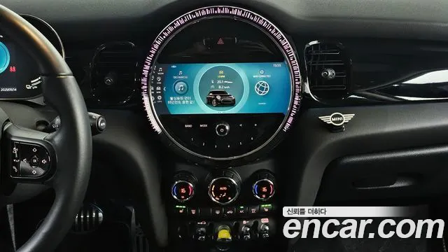 Mini Cooper Electric id 2743489 из Кореи 16