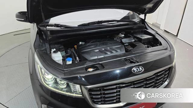 Kia The New Carnival id 4667142 из Кореи 16