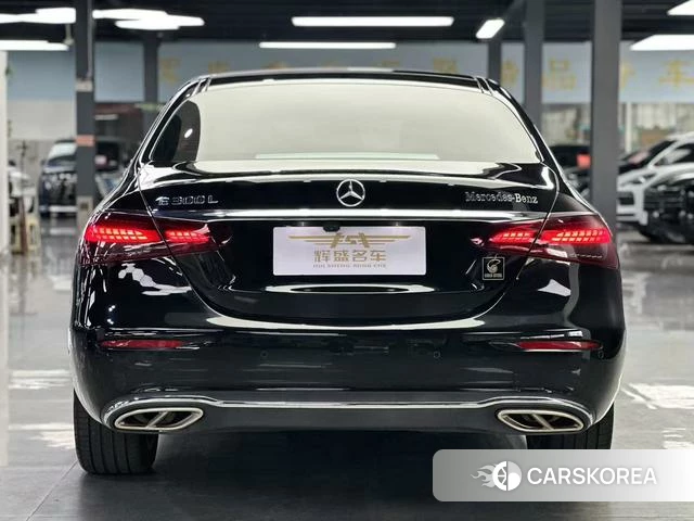 Mercedes-Benz E-class id 4274056 из Китая 11