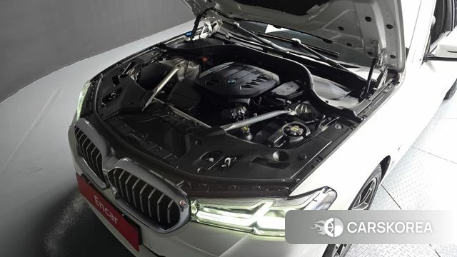 BMW 5 Series (G30) id 4377065 из Кореи 16