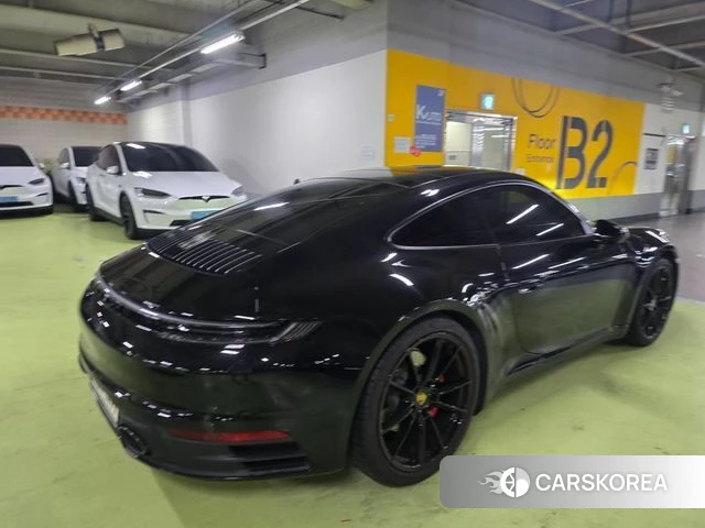 Porsche 911(992) id 4613839 из Кореи 12