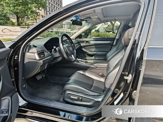 Honda Accord id 4393853 из Китая 11