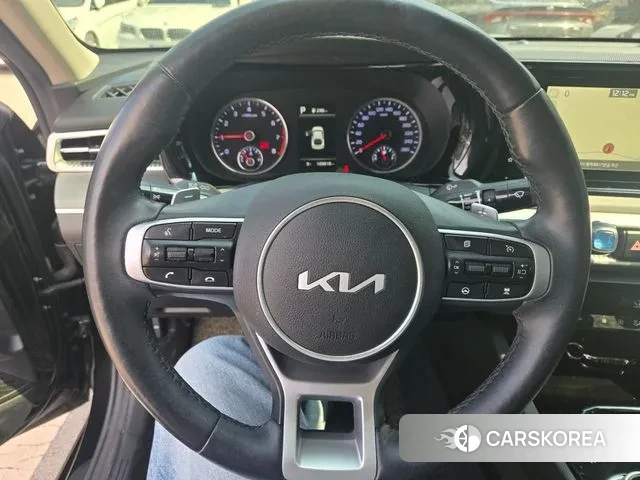 Kia K5 3rd generation 2022 Черный из Кореи, фото 6