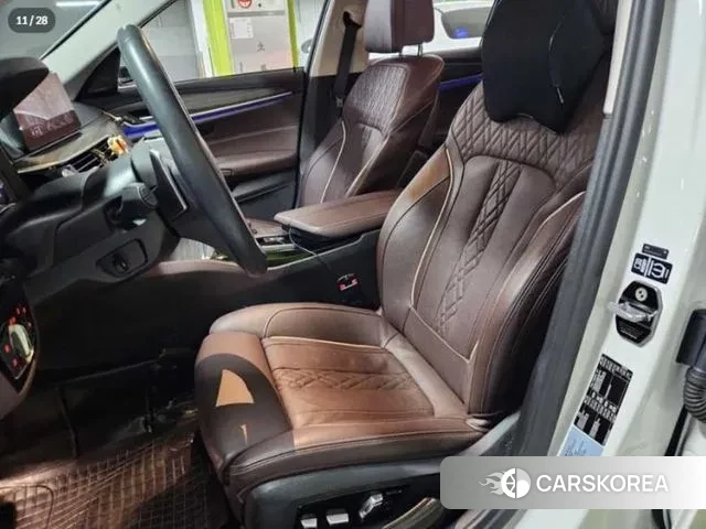 BMW 5 Series (G30) id 3371523 из Кореи 9