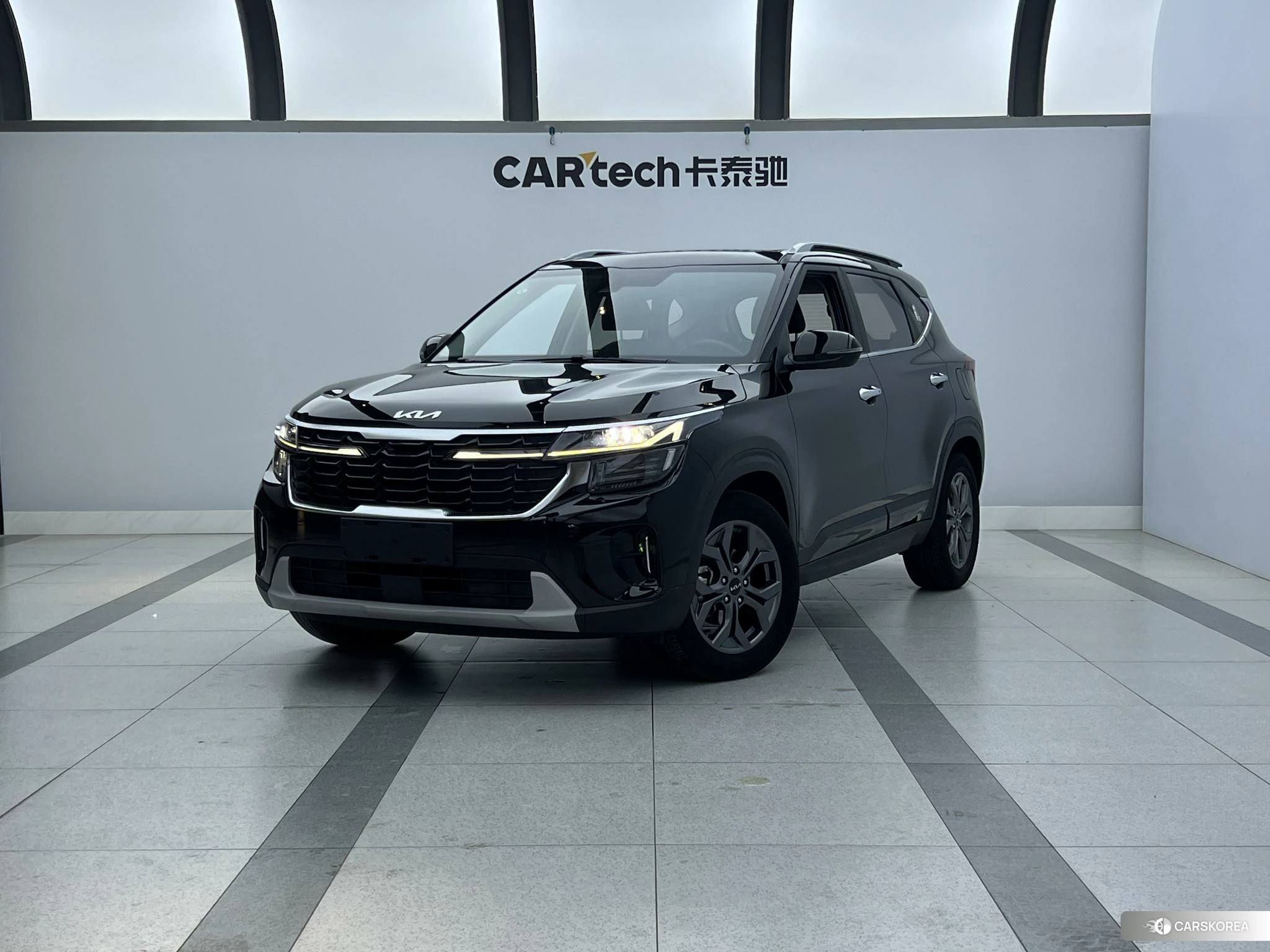 Kia Seltos id 4479625 из Китая 19