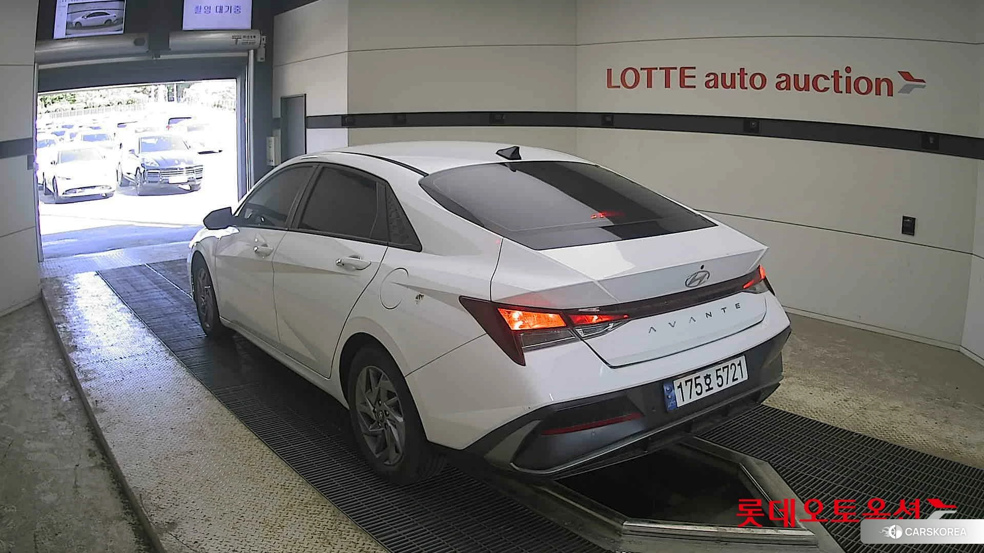 Hyundai Avante id 4296739 из Кореи 34
