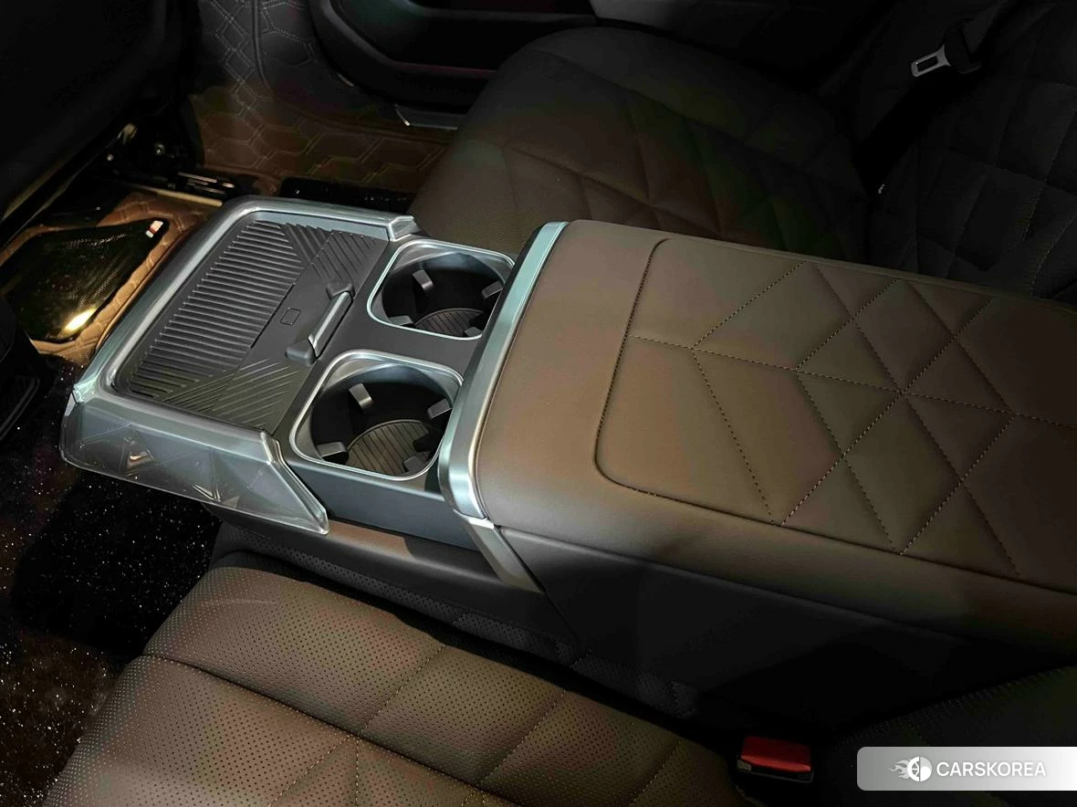 BMW 7 series id 4467792 из Китая 11